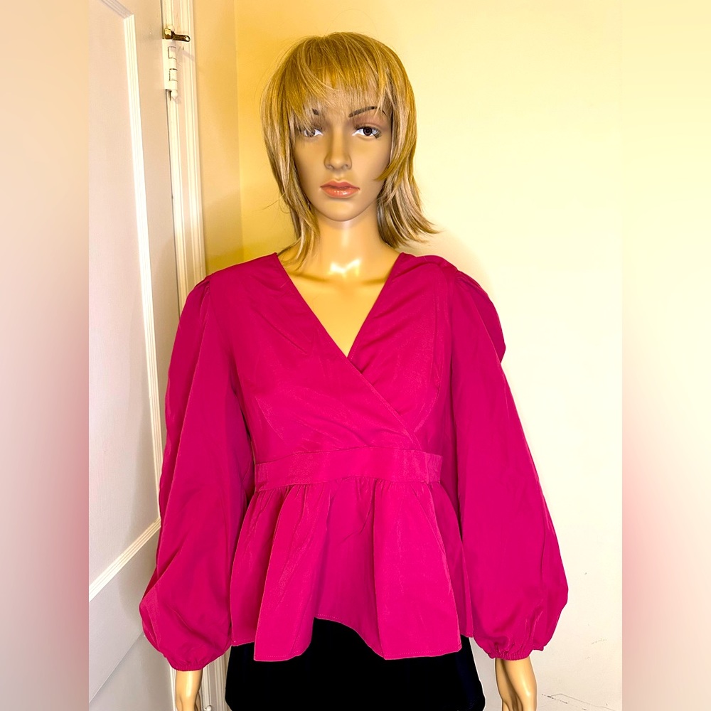 NWOT -  Women Sleeve Peplum Blouse - Size L
